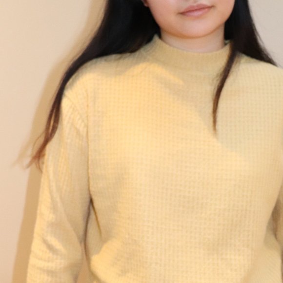 Mock-neck Yellow Sweater - Picture 2 of 2